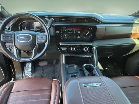 Used 2024 GMC Sierra 2500 Denali Ultimate w/ Max Trailering Package image 16