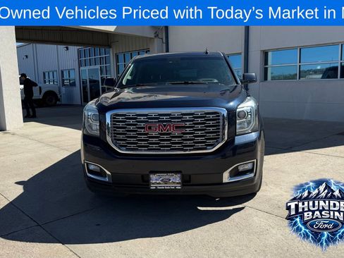 Used 2018 GMC Yukon XL Denali w/ Denali Ultimate Package AWD/4WD image 2