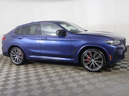 Used 2024 BMW X4 M40i w/ Premium Enhanced Package image 21