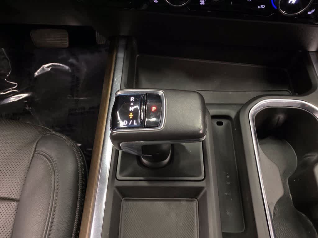Used 2022 Chevrolet Silverado 1500 High Country w/ High Country Premium Package AWD/4WD image 24