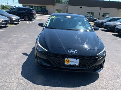Used 2023 Hyundai Elantra SEL FWD image 9