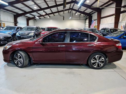 Used 2014 Honda Accord EX image 4