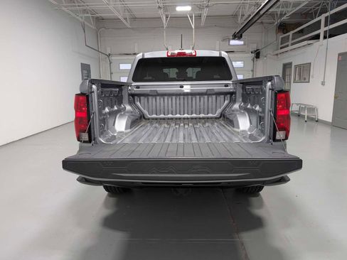 Used 2023 Chevrolet Colorado W/T RWD image 38