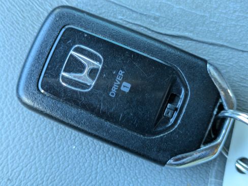 Used 2017 Honda CR-V EX-L image 34