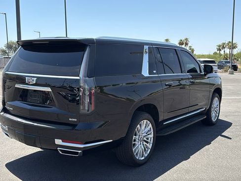 Used 2025 Cadillac Escalade ESV Premium Luxury w/ LPO, Floor Liner Package AWD/4WD image 27