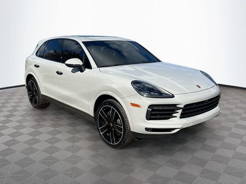 Used 2022 Porsche Cayenne image 4