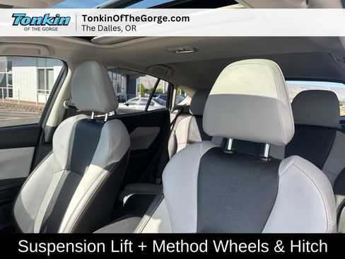 Used 2019 Subaru Crosstrek 2.0i Limited w/ Moonroof Package w/Navigation AWD/4WD image 15