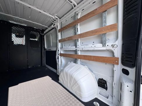 Used 2023 RAM ProMaster 2500 image 21