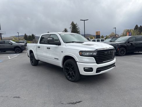 New 2026 RAM 1500 Laramie AWD/4WD image 3