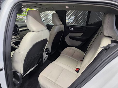 Used 2019 Volvo XC40 T5 Inscription AWD/4WD image 26