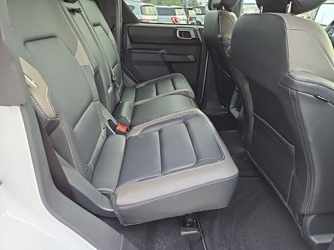New 2025 Ford Bronco Outer Banks w/ Sasquatch Package image 12