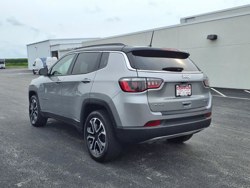 Used 2023 Jeep Compass Limited AWD/4WD image 8