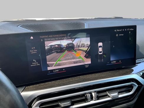 Used 2023 BMW 330i Sedan w/ Driving Assistance Package RWD image 26