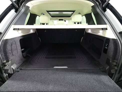 Used 2023 Land Rover Range Rover SE AWD/4WD image 12