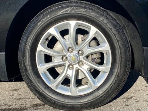 Used 2020 Chevrolet Equinox LS w/ LS Convenience Package image 21