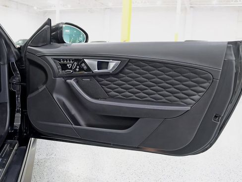 Used 2017 Jaguar F-TYPE SVR AWD/4WD image 29