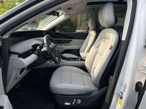 New 2026 Lincoln Nautilus Premier w/ Equipment Group 102A image 23