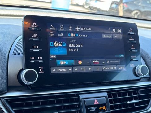 Certified 2022 Honda Accord Touring image 28