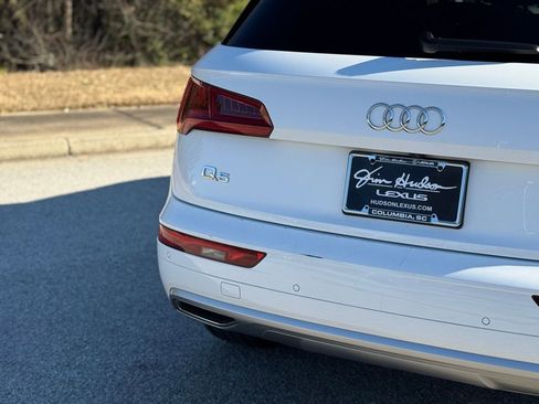 Used 2020 Audi Q5 2.0T Premium w/ Convenience Package image 12