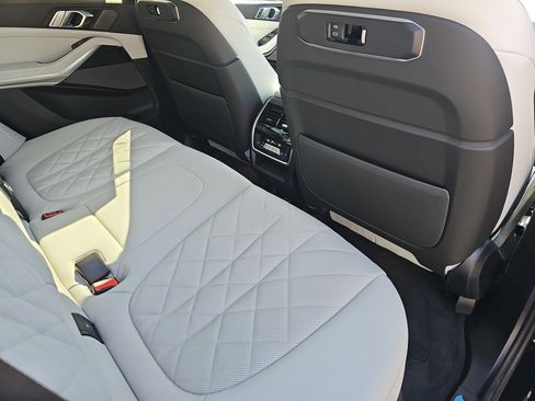 New 2026 BMW X5 xDrive50e w/ M Sport Package AWD/4WD image 11