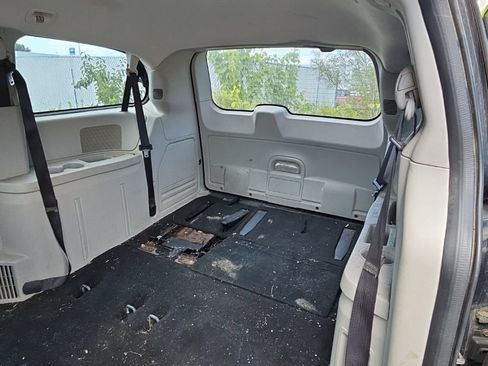 Used 2008 Dodge Grand Caravan SE FWD image 10