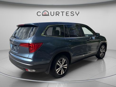 Certified 2017 Honda Pilot EX-L image 7