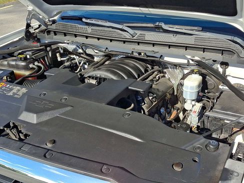 Used 2018 Chevrolet Silverado 1500 LT w/ All Star Edition image 27