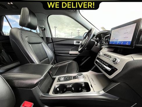 Used 2023 Ford Explorer XLT w/ Equipment Group 202A AWD/4WD image 23