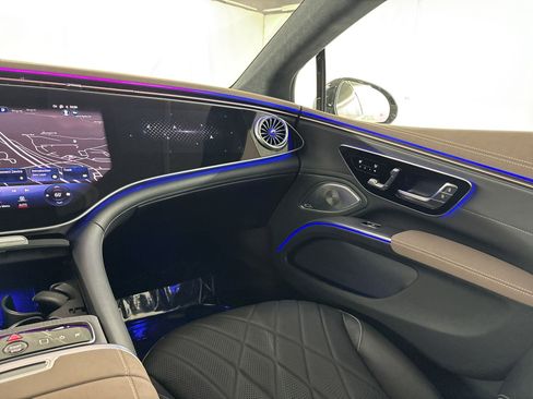 Certified 2023 Mercedes-Benz EQS 580 4MATIC Sedan image 29