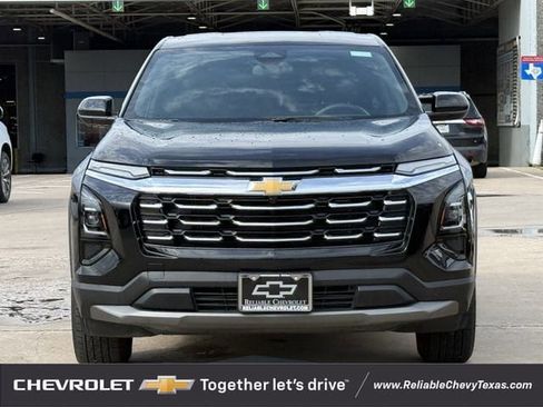 Used 2026 Chevrolet Equinox LT FWD image 3