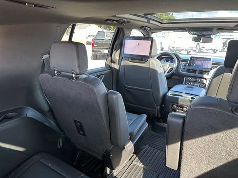 Used 2024 Chevrolet Tahoe Z71 AWD/4WD image 25