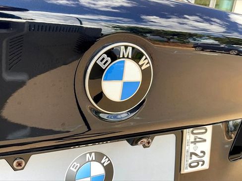 Used 2021 BMW 530e w/ M Sport Package image 30