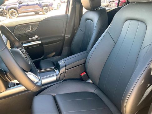 Used 2025 Mercedes-Benz GLA 250 image 8
