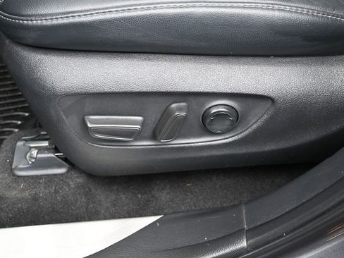 Used 2023 Toyota Highlander Platinum image 27