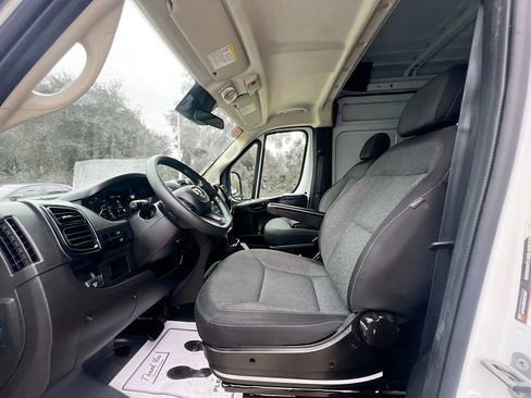Used 2023 RAM ProMaster 2500 image 14