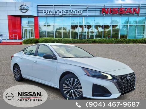 New 2026 Nissan Altima 2.5 SV FWD image 1