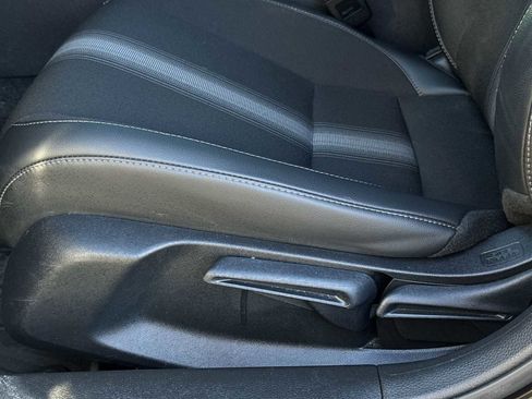 Used 2024 Honda Civic Sport image 14