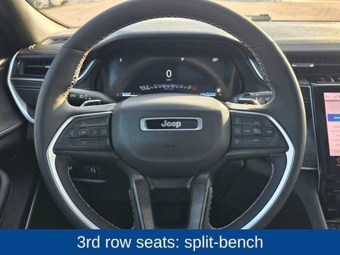 Used 2024 Jeep Grand Cherokee L Limited w/ Black Appearance Package image 30