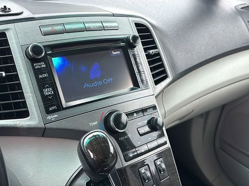 Used 2013 Toyota Venza XLE image 20