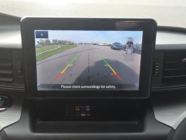 Used 2020 Ford Explorer XLT AWD/4WD image 30