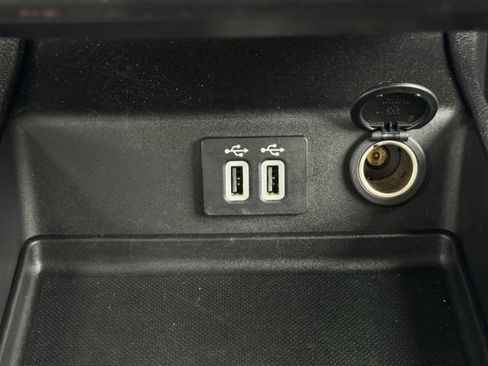 Used 2020 Ford Fusion SE image 20