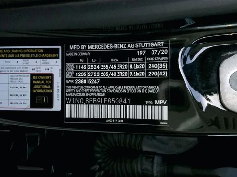 Used 2020 Mercedes-Benz GLC 300 4MATIC Coupe image 31