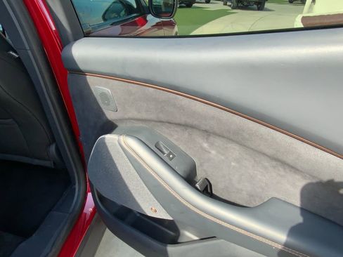 Used 2021 Ford Mustang Mach-E GT image 22