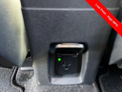 Used 2020 Ford EcoSport SE w/ SE Convenience Package AWD/4WD image 25