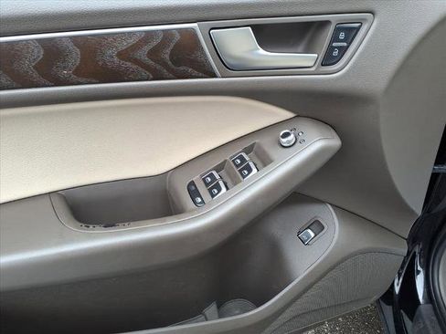 Used 2017 Audi Q5 2.0T Premium image 13