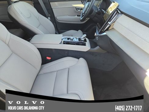 New 2026 Volvo XC90 B6 Ultra w/ Lounge Package AWD/4WD image 13