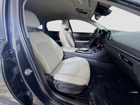 Used 2023 Hyundai Sonata SE FWD image 28