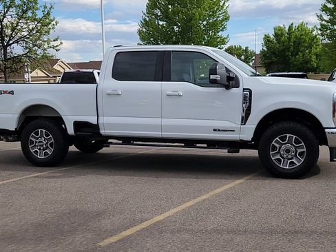Used 2025 Ford F250 Lariat AWD/4WD image 10