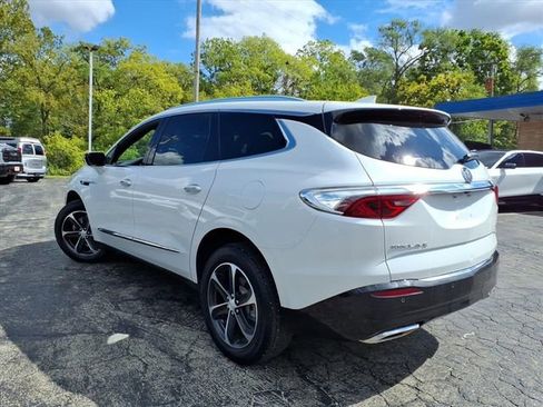 Used 2022 Buick Enclave Essence w/ Experience Buick Package image 10