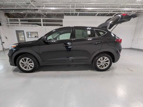 Used 2018 Hyundai Tucson SE image 12